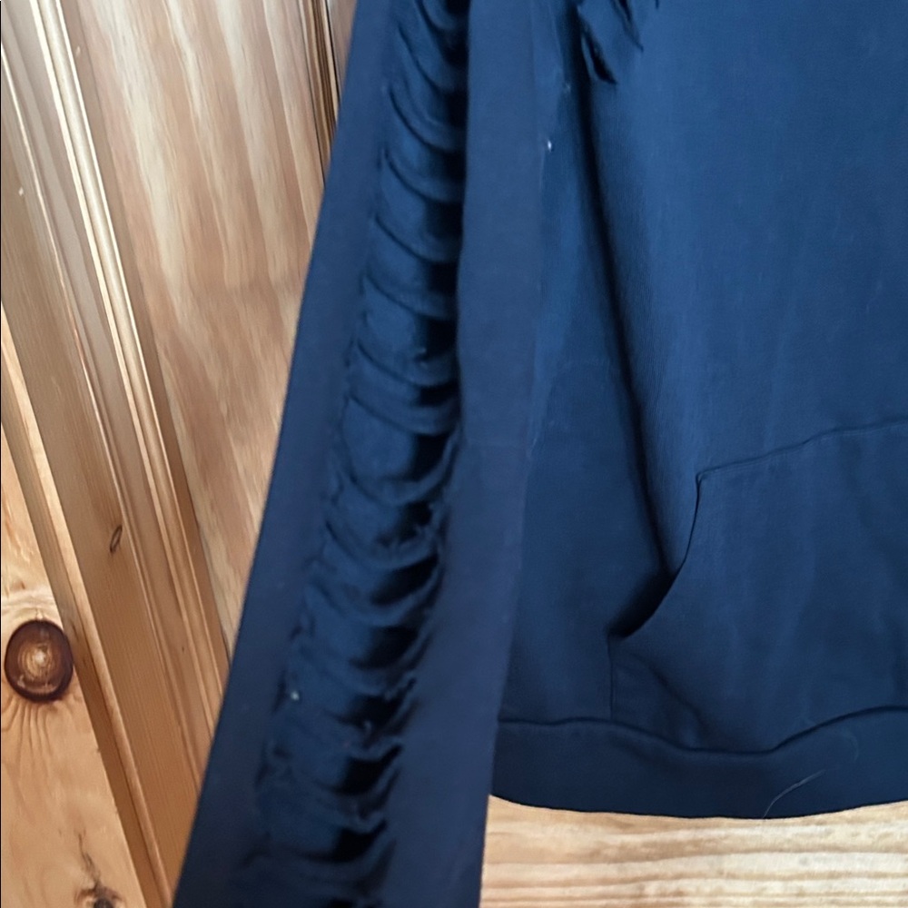 VENUS Black Cut Out Sleeve Sweatshirt - Picture 6 of 10